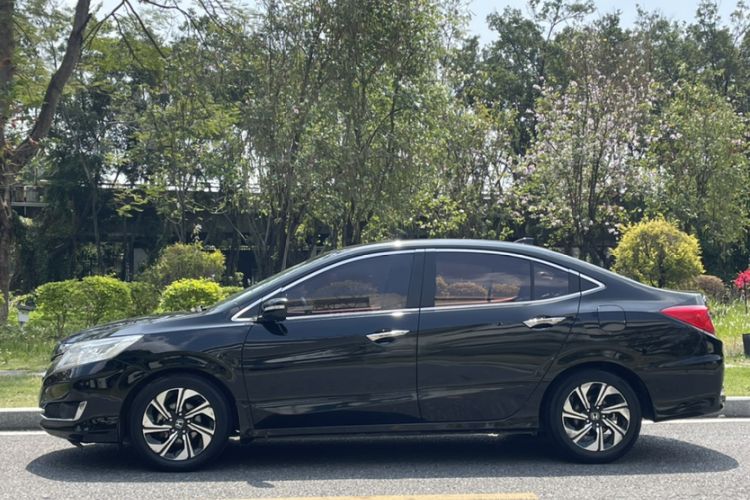 Used Honda Crider 2016 1.8L CVT Comfort Version Exterior 9