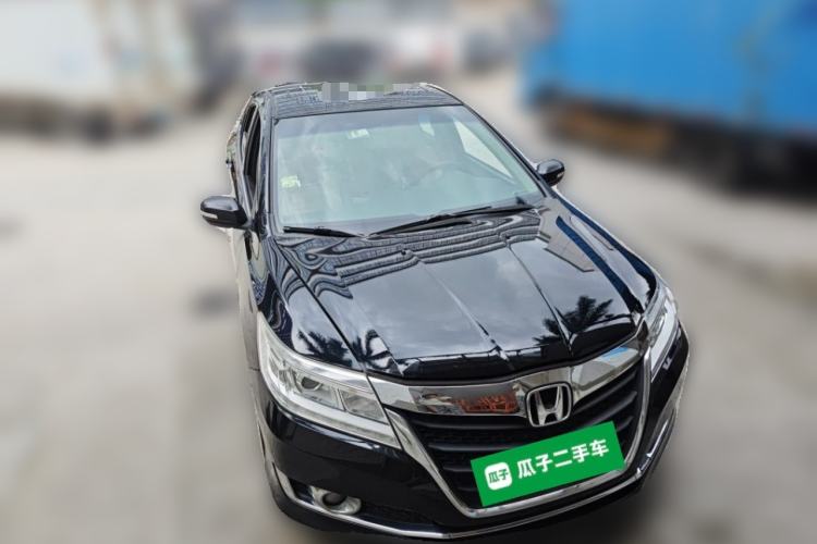 Used Honda Crider 2016 1.8L CVT Luxury Edition Front Right 45 Deg