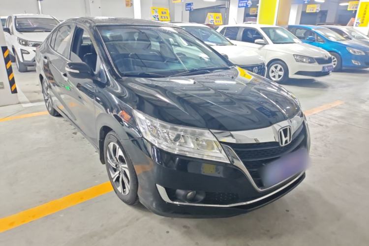 Used Honda Crider 2016 1.8L CVT Luxury Edition Front Right 45 Deg