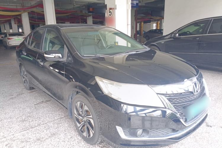 Used Honda Crider 2016 1.8L CVT Luxury Edition Front Right 45 Deg