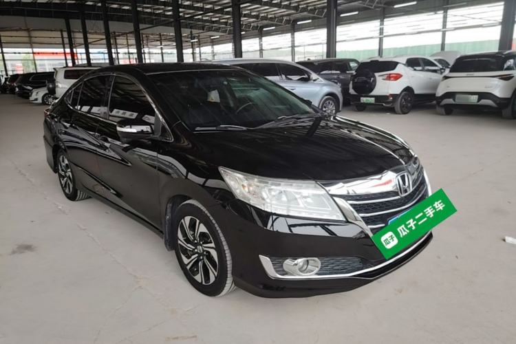Used Honda Crider 2016 1.8L CVT Leading Edition Front Right 45 Deg