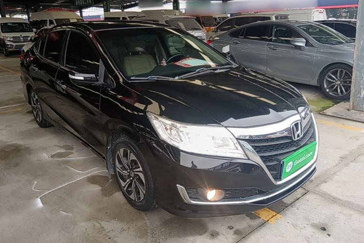 Used Honda Crider 2016 1.8L CVT Luxury Edition Front Right 45 Deg