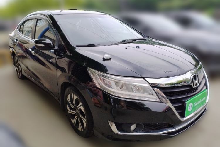 Used Honda Crider 2016 1.8L CVT Luxury Edition Front Right 45 Deg