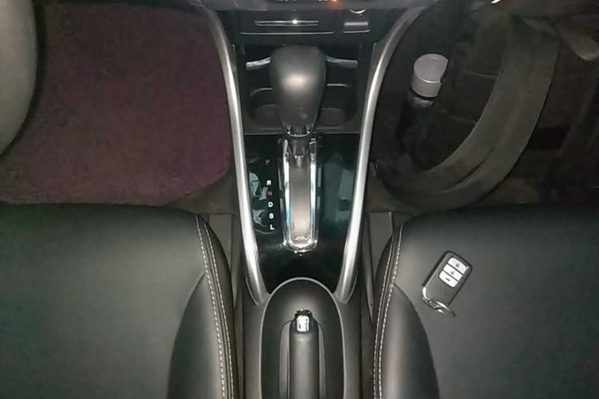 Used Honda Crider 2016 1.8L CVT Luxury Edition Gear Lever