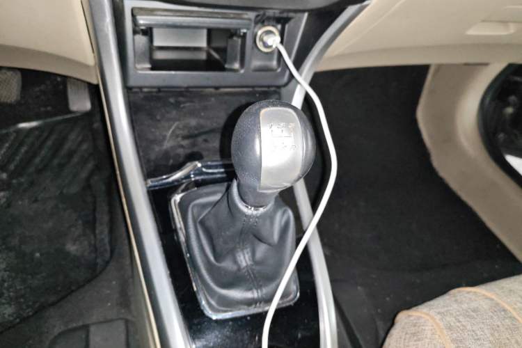 Used Honda Crider 2016 1.8L Manual Fashion Edition Gear Lever