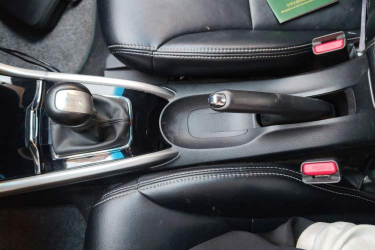 Used Honda Crider 2016 1.8L Manual Luxury Edition Gear Lever