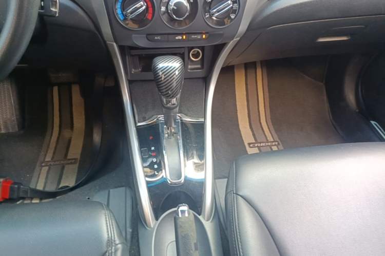 Used Honda Crider 2016 1.8L CVT Comfort Version Gear Lever