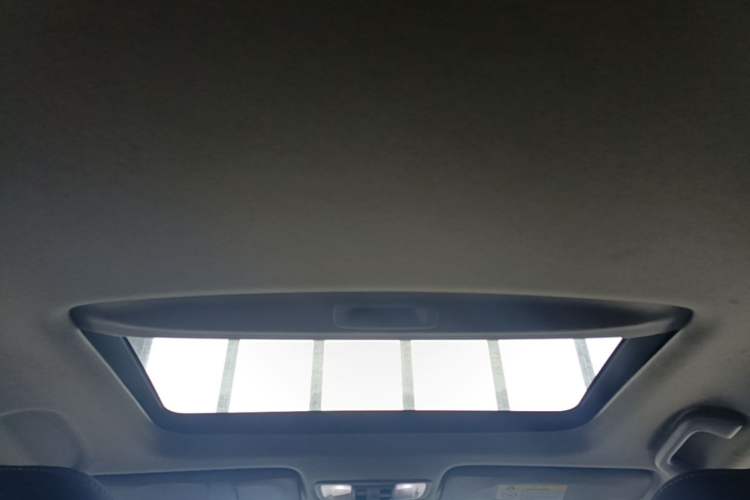 Used Honda Crider 2016 1.8L CVT Luxury Edition Headliner