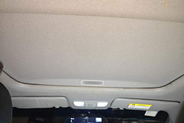 Used Honda Crider 2016 1.8L CVT Luxury Edition Headliner