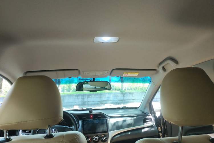Used Honda Crider 2016 1.8L CVT Comfort Version Headliner