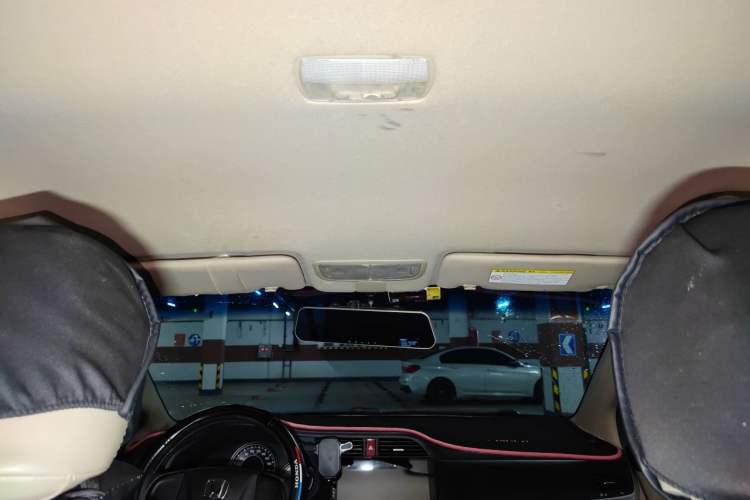 Used Honda Crider 2016 1.8L CVT Comfort Version Headliner