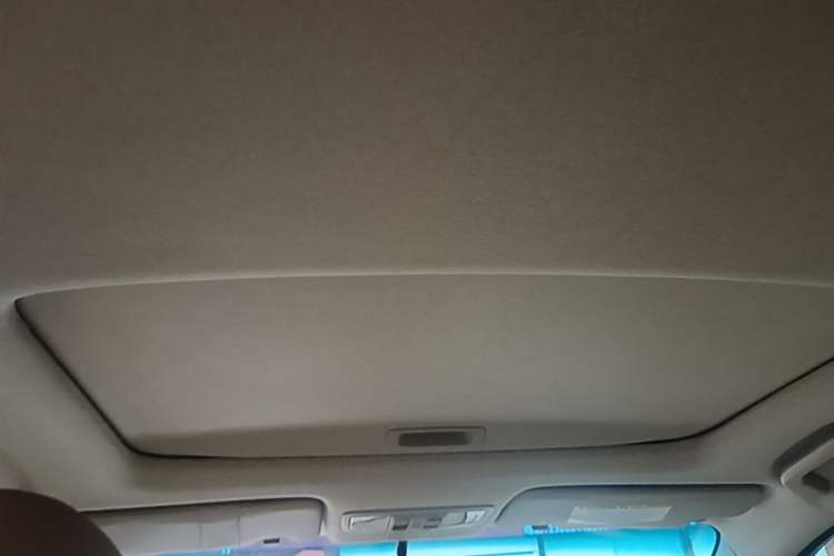 Used Honda Crider 2016 1.8L CVT Luxury Edition Headliner