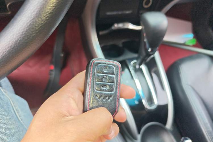 Used Honda Crider 2016 1.8L CVT Luxury Edition Interior 1