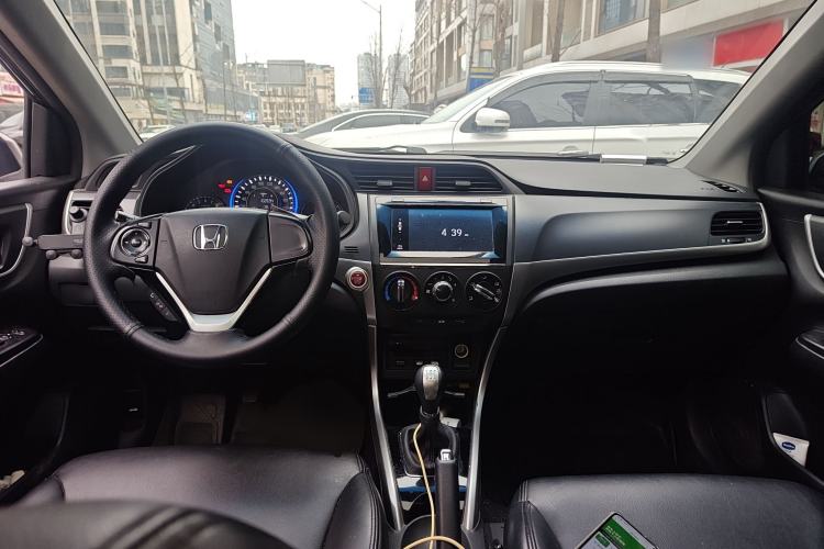 Used Honda Crider 2016 1.8L Manual Luxury Edition Interior 2