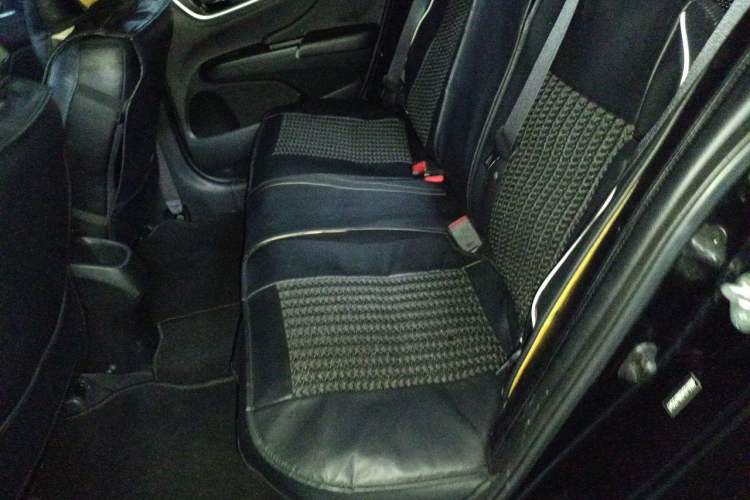 Used Honda Crider 2016 1.8L CVT Luxury Edition Interior 4