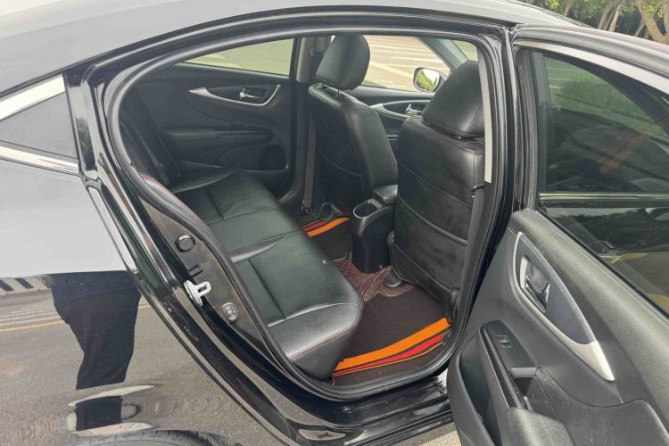 Used Honda Crider 2016 1.8L CVT Leading Edition Interior 4
