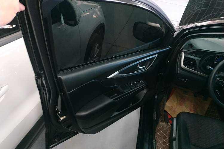 Used Honda Crider 2016 1.8L Manual Luxury Edition Left Front Door Interior