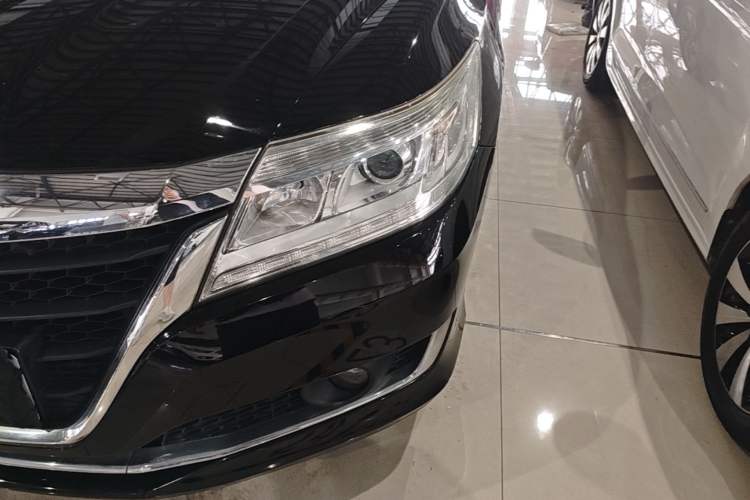 Used Honda Crider 2016 1.8L CVT Luxury Edition Left Front Headlight