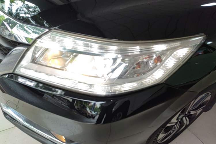 Used Honda Crider 2016 1.8L CVT Luxury Edition Left Front Headlight