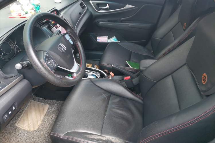 Used Honda Crider 2016 1.8L CVT Luxury Edition Left Front Seat