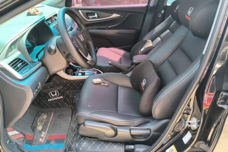 Used Honda Crider 2016 1.8L CVT Luxury Edition Left Front Seat