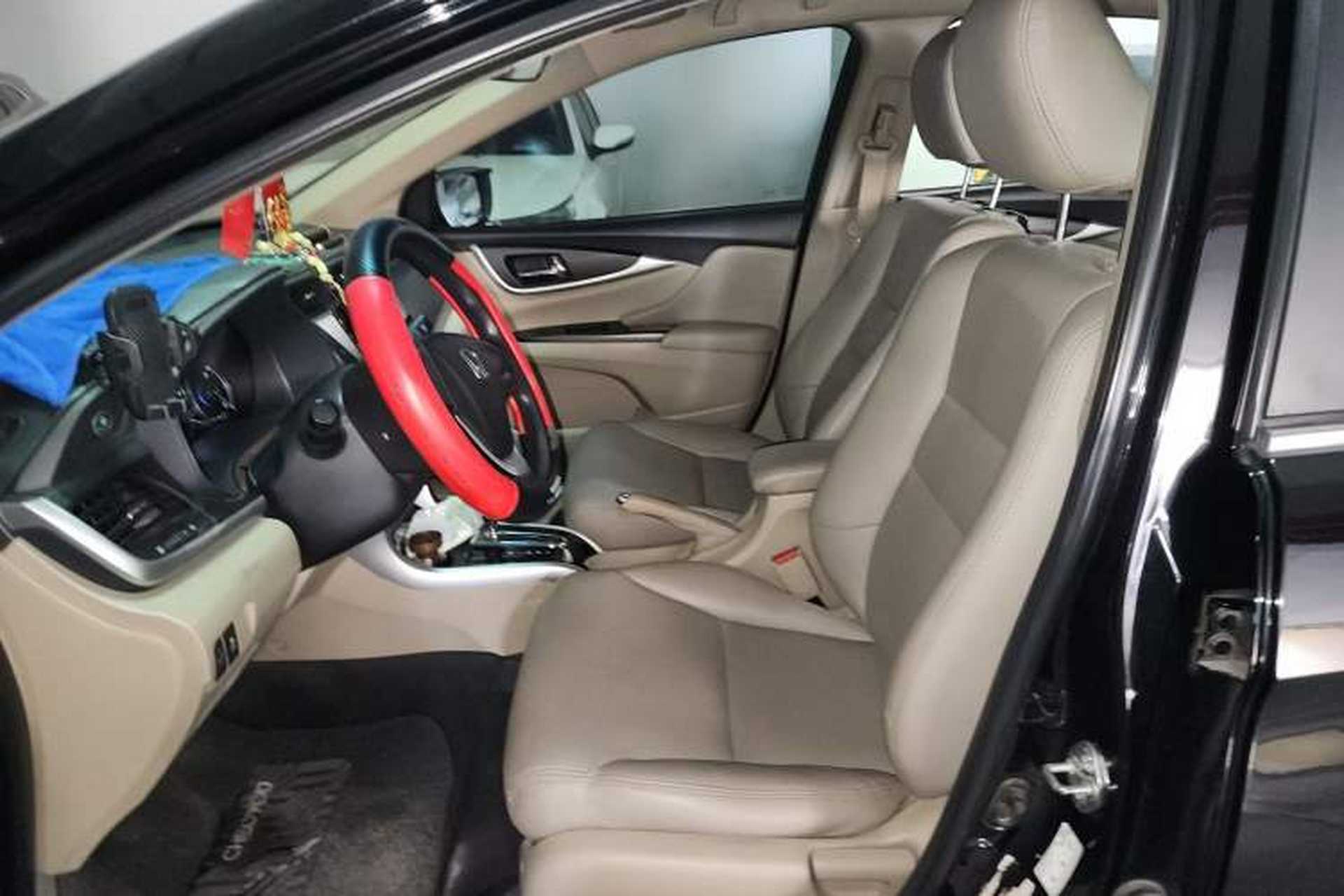 Used Honda Crider 2016 1.8L CVT Comfort Version Left Front Seat