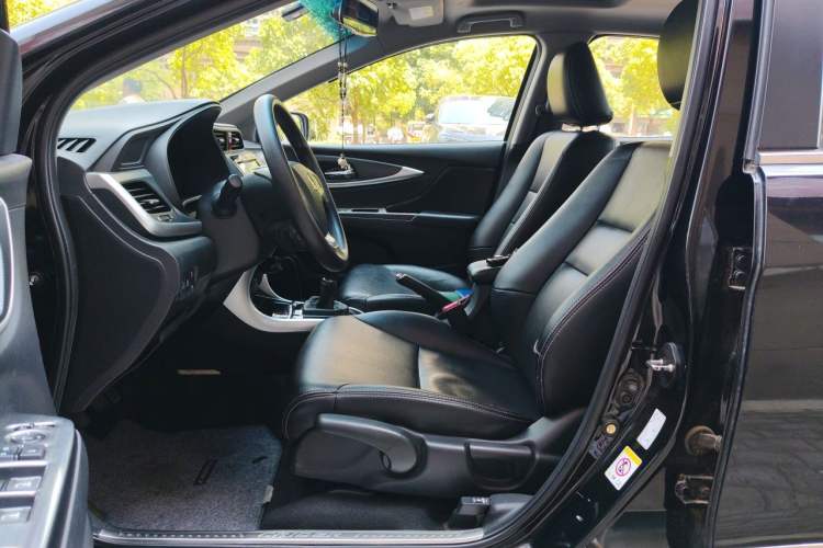 Used Honda Crider 2016 1.8L Manual Luxury Edition Left Front Seat