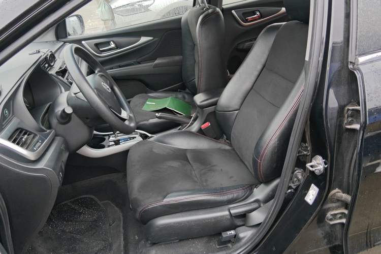 Used Honda Crider 2016 1.8L CVT Comfort Version Left Front Seat