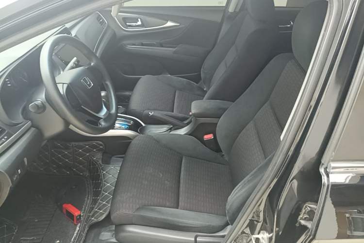Used Honda Crider 2016 1.8L CVT Comfort Version Left Front Seat