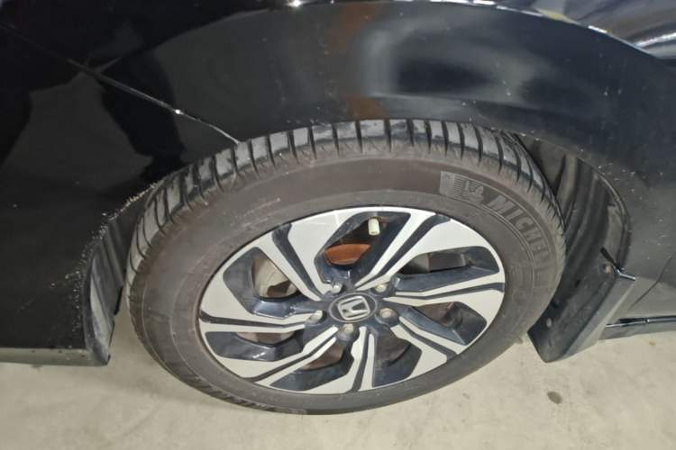 Used Honda Crider 2016 1.8L CVT Luxury Edition Left Front Wheel Hub