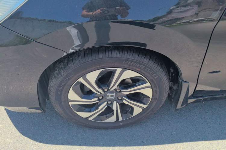 Used Honda Crider 2016 1.8L CVT Comfort Version Left Front Wheel Hub