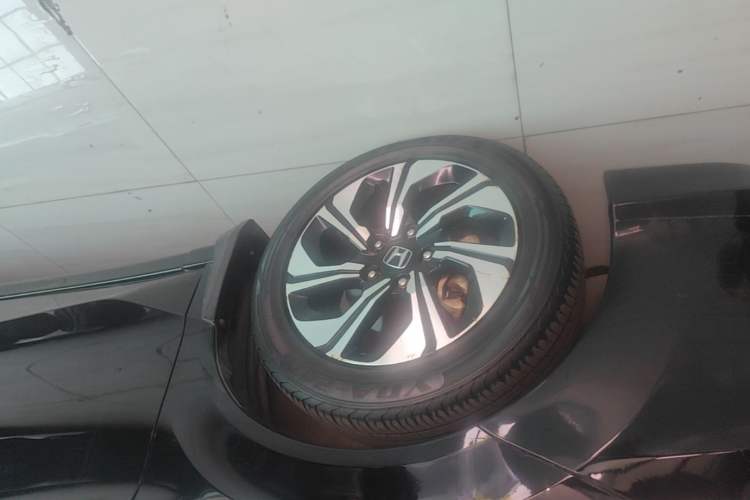 Used Honda Crider 2016 1.8L CVT Comfort Version Left Front Wheel Hub