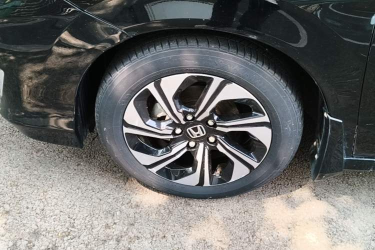 Used Honda Crider 2016 1.8L CVT Comfort Version Left Front Wheel Hub