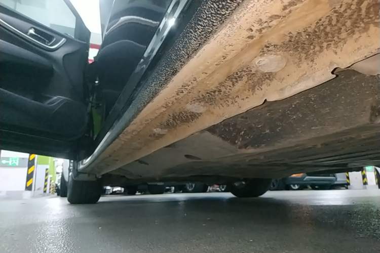 Used Honda Crider 2016 1.8L CVT Luxury Edition Left Side Sill