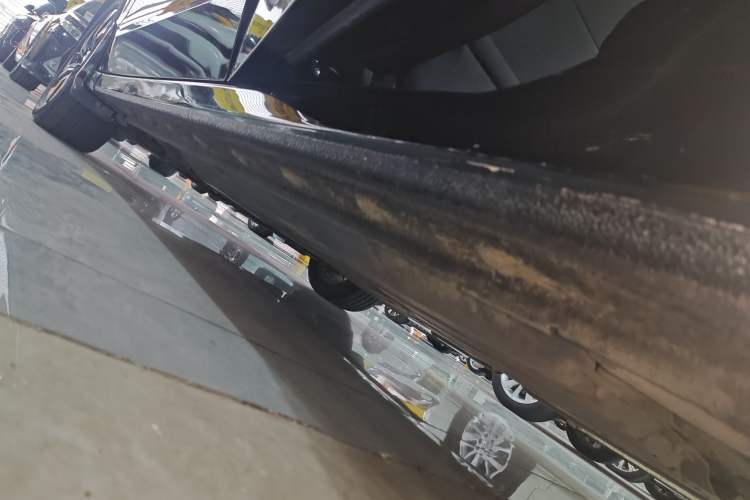 Used Honda Crider 2016 1.8L CVT Luxury Edition Left Side Sill