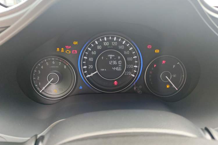 Used Honda Crider 2016 1.8L CVT Luxury Edition Odometer Close Up