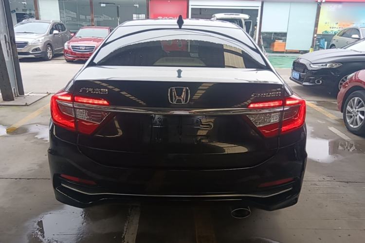 Used Honda Crider 2016 1.8L CVT Luxury Edition Rear