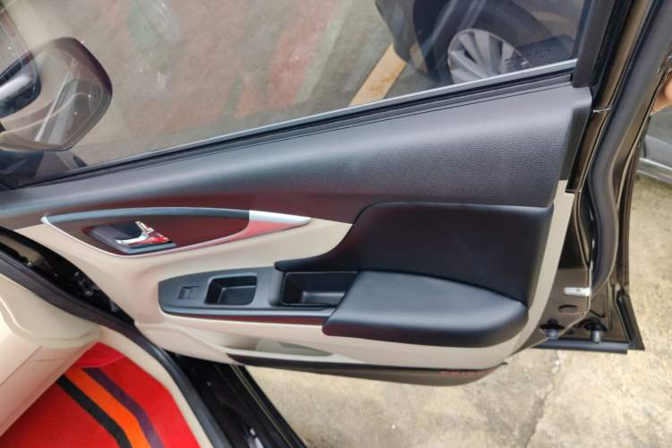 Used Honda Crider 2016 1.8L Manual Fashion Edition Right Front Door Interior