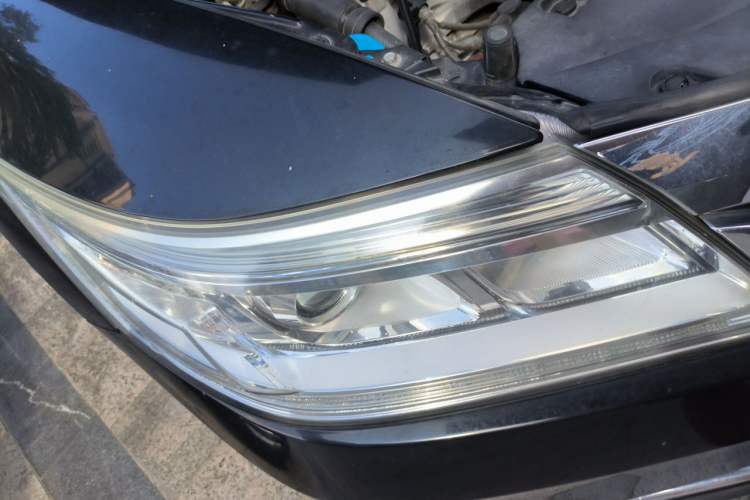 Used Honda Crider 2016 1.8L CVT Comfort Version Right Front Headlight