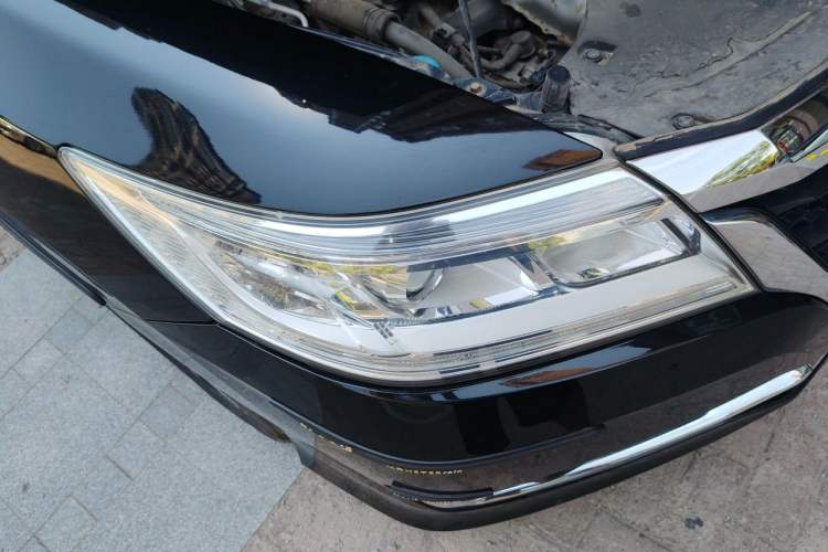 Used Honda Crider 2016 1.8L Manual Luxury Edition Right Front Headlight