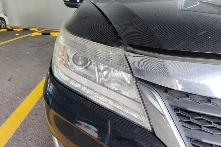 Used Honda Crider 2016 1.8L CVT Luxury Edition Right Front Headlight
