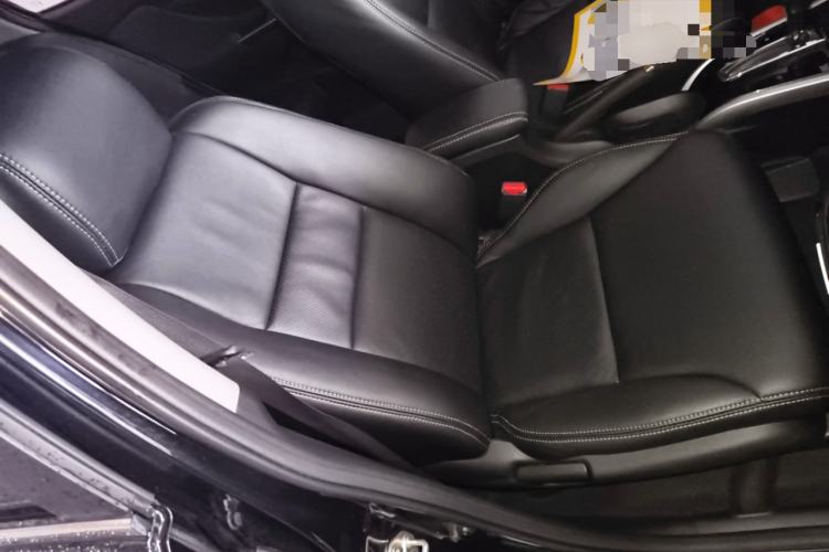 Used Honda Crider 2016 1.8L CVT Luxury Edition Right Front Seat