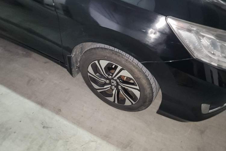Used Honda Crider 2016 1.8L CVT Comfort Version Right Front Wheel Hub