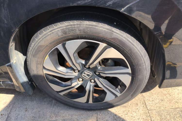 Used Honda Crider 2016 1.8L CVT Comfort Version Right Front Wheel Hub