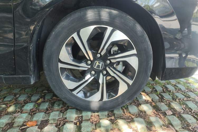 Used Honda Crider 2016 1.8L CVT Comfort Version Right Front Wheel Hub
