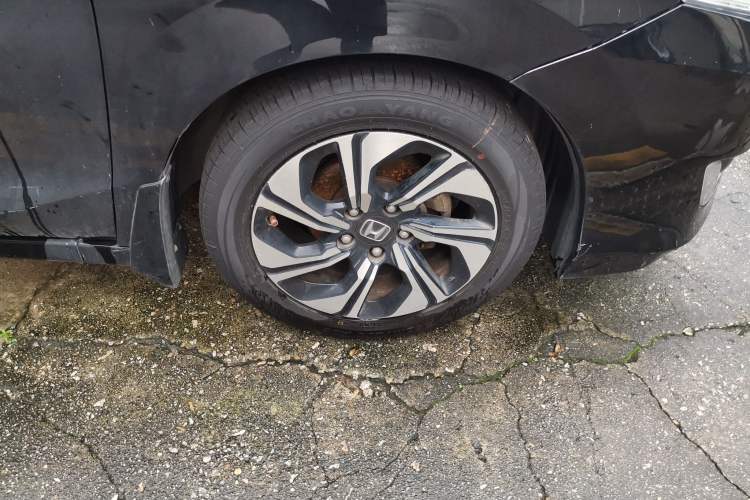 Used Honda Crider 2016 1.8L CVT Comfort Version Right Front Wheel Hub
