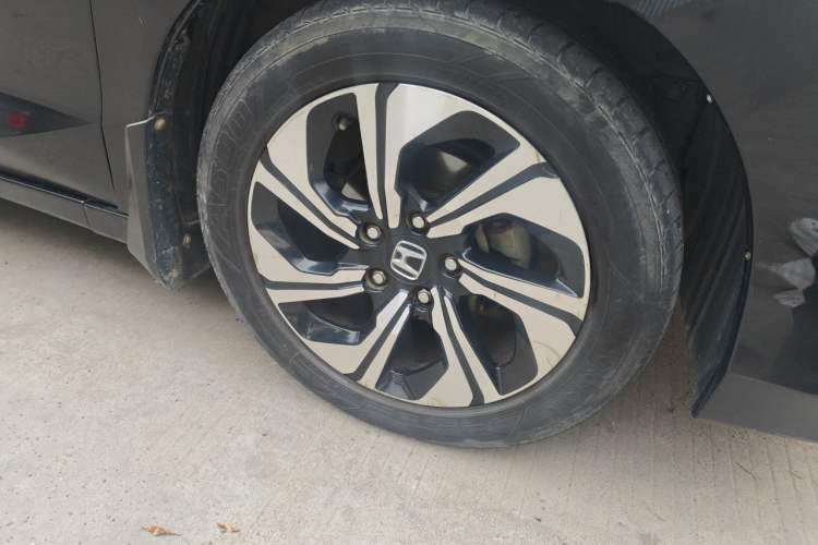 Used Honda Crider 2016 1.8L CVT Comfort Version Right Front Wheel Hub