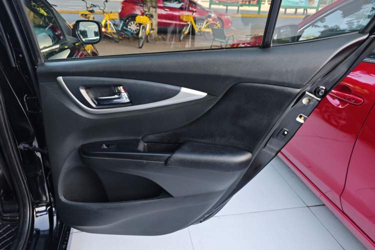 Used Honda Crider 2016 1.8L CVT Luxury Edition Right Rear Door Interior