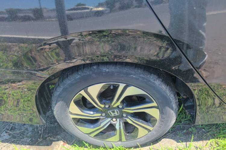 Used Honda Crider 2016 1.8L CVT Comfort Version Right Rear Wheel Hub
