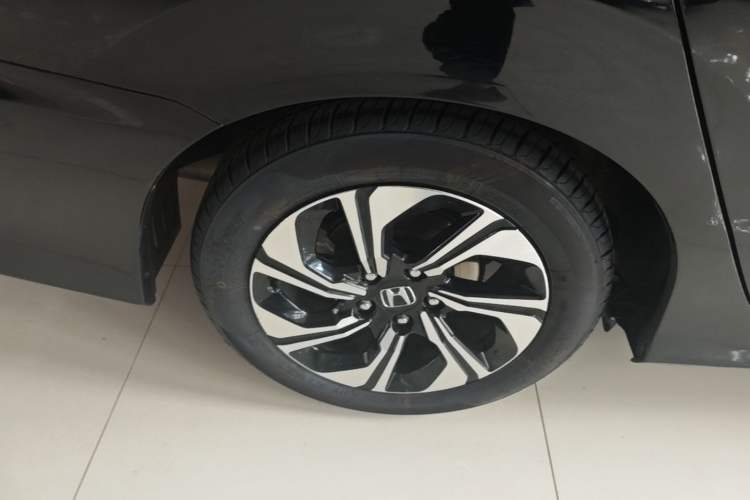 Used Honda Crider 2016 1.8L CVT Luxury Edition Right Rear Wheel Hub